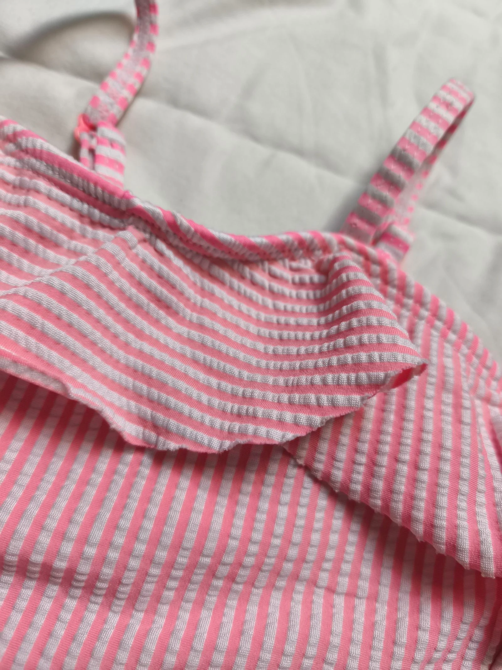 Bañador de una pieza para niña (3 años) – photo 4